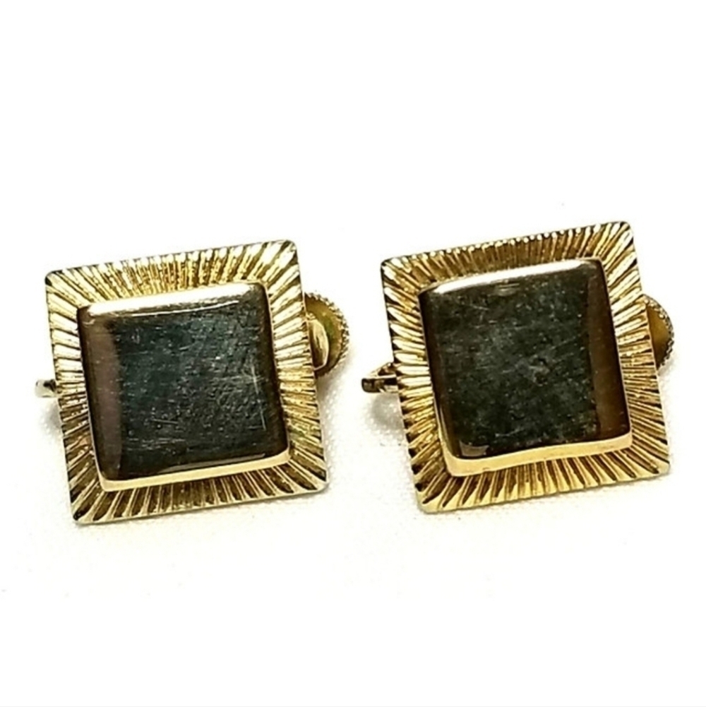 Designer by Coro, earrings, clip on gold tone squares - Picture 1 of 5